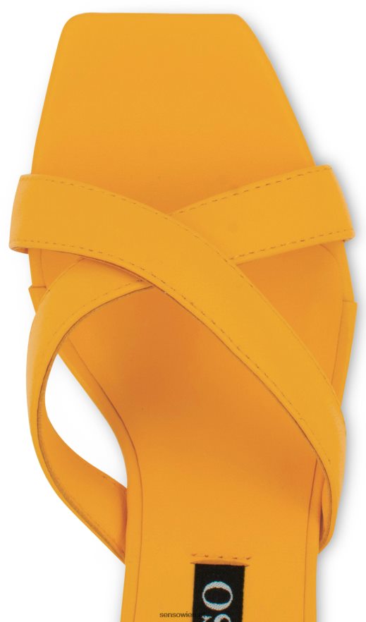 Frühling/Sommer 21 quipe i mango Senso 6NZ8L8252