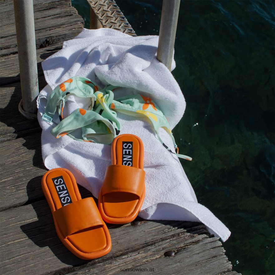Sandalen von Bentley und Mandarin Senso 6NZ8L8477